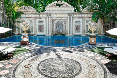 gianni versace villa demolita